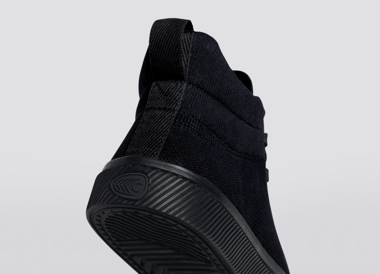 todo punto negro hombres 4F2V6190 Cariuma