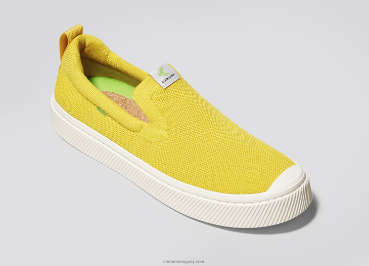 punto amarillo hombres 4F2V6170 Cariuma
