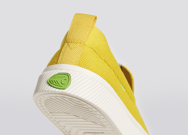 punto amarillo hombres 4F2V6170 Cariuma
