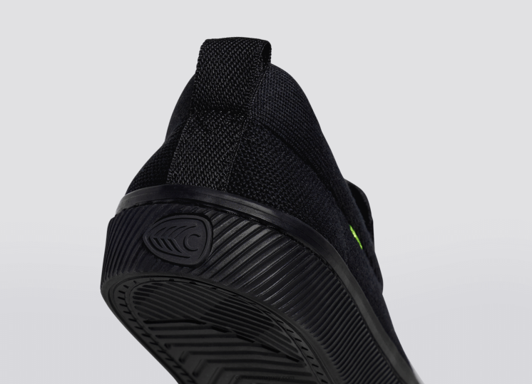 todo punto negro hombres 4F2V6169 Cariuma