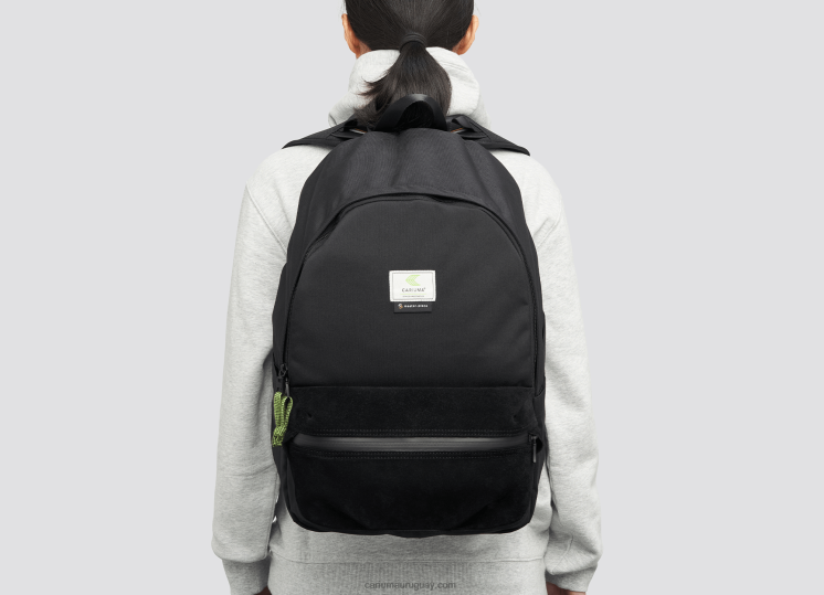 obra maestra m-pack negro mujer 4F2V6194 Cariuma