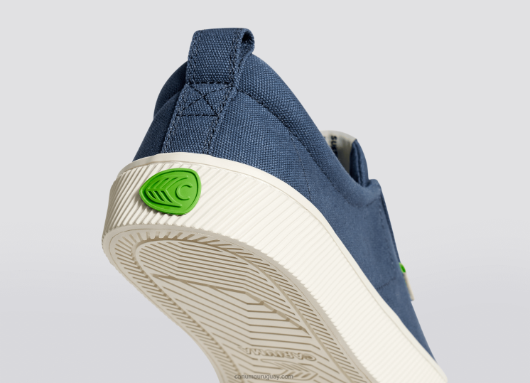 lienzo azul sombra mujer 4F2V6221 Cariuma