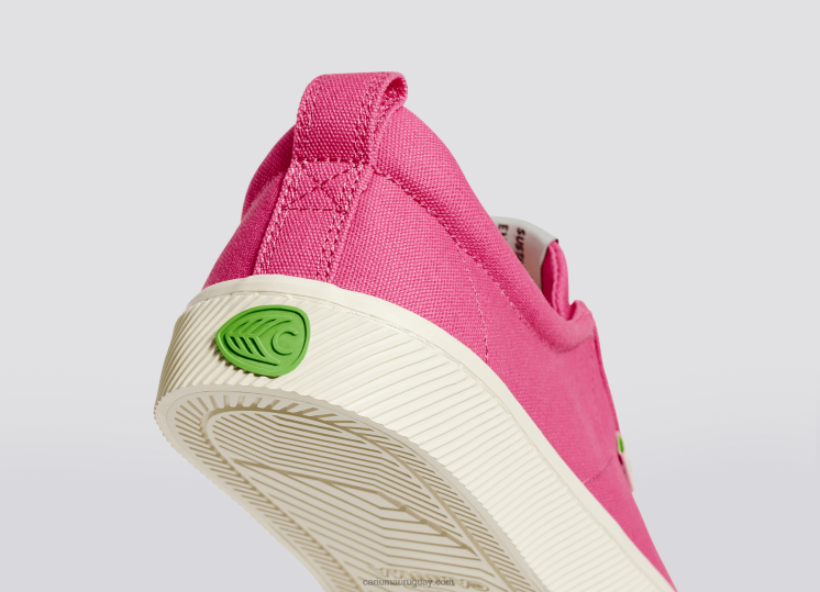lienzo rosa brillante mujer 4F2V6223 Cariuma