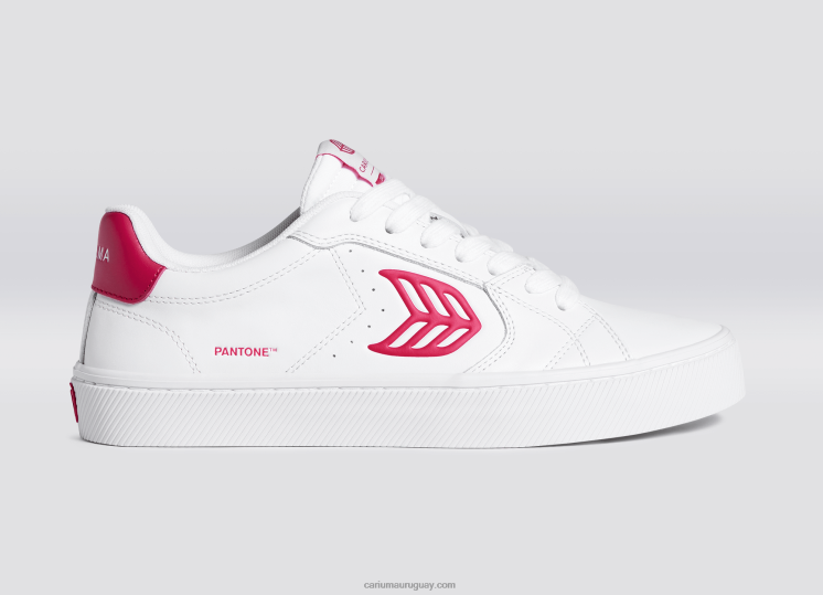 pantone viva magenta cuero blanco mujer 4F2V6294 Cariuma